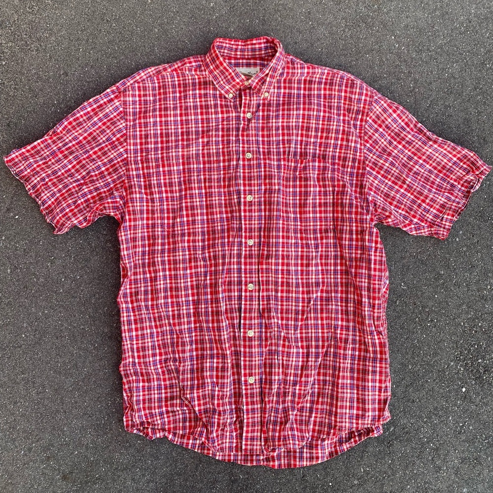 Eddie Bauer Red Plaid Short-Sleeve Button-Down Shirt Large